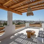 Acres Luxe, First Floor Haven & Ground Floor Retreat * Άνω Μερά