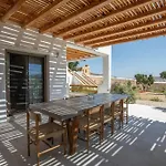 Acres Luxe, First Floor Haven & Ground Floor Retreat Άνω Μερά