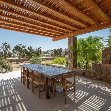 Acres Luxe, First Floor Haven&ground Floor Retreat