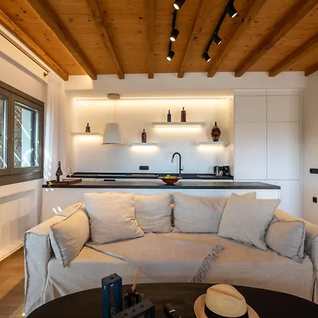 Feriehus Acres Luxe, First Floor Haven & Ground Floor Retreat