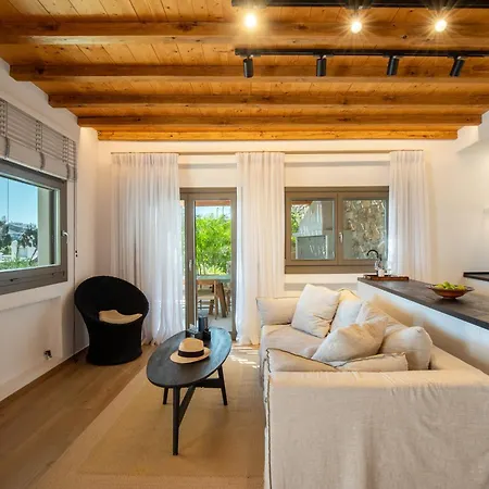 Acres Luxe, First Floor Haven & Ground Floor Retreat Feriehus *