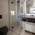 Acres Luxe, First Floor Haven & Ground Floor Retreat Ano Mera