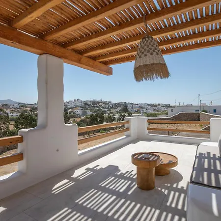 Acres Luxe, First Floor Haven & Ground Floor Retreat * Áno Merá