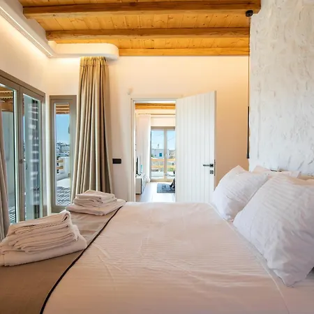 Nyaraló Acres Luxe, First Floor Haven & Ground Floor Retreat *