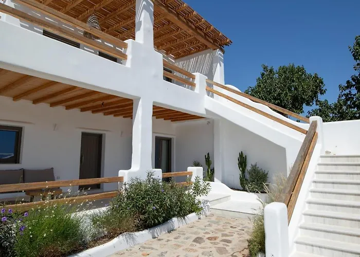 Acres Luxe, First Floor Haven & Ground Floor Retreat * אנו מרה