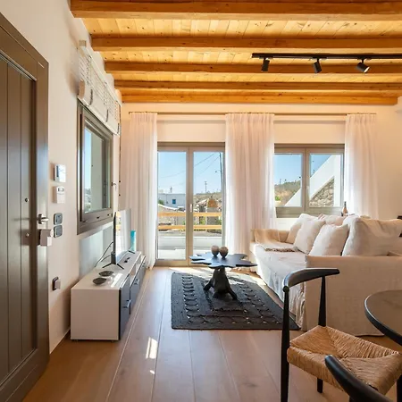 Acres Luxe, First Floor Haven & Ground Floor Retreat *